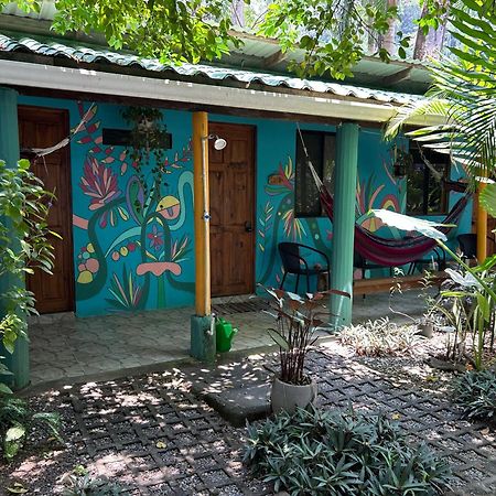 Boutique Rooms River Front At La Junta Dominical Exteriér fotografie