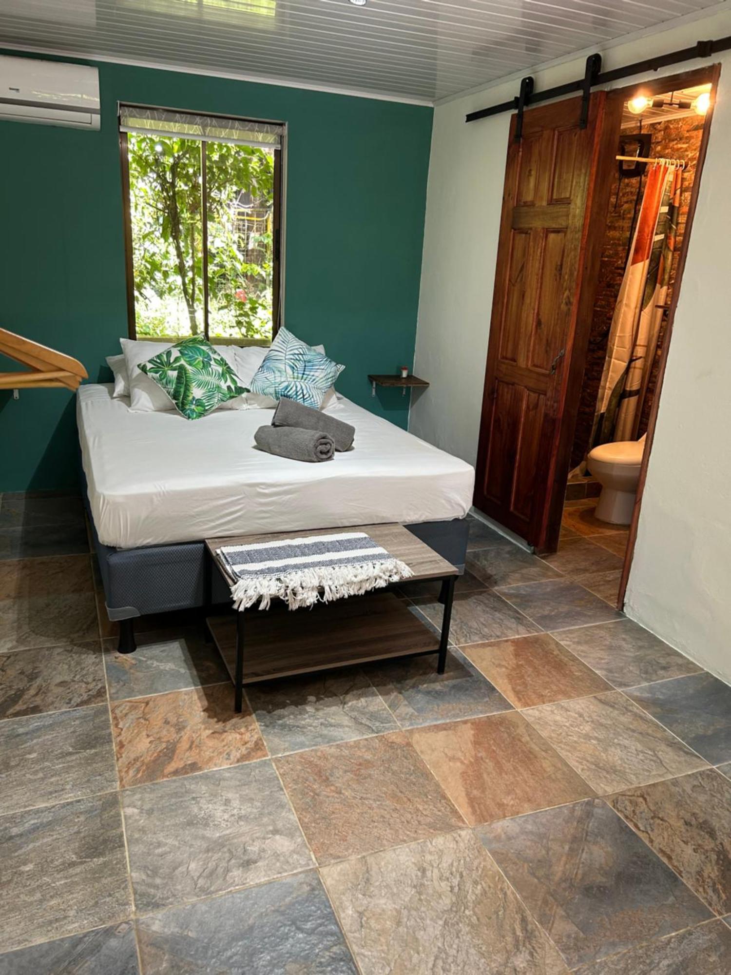 Boutique Rooms River Front At La Junta Dominical Exteriér fotografie